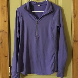 Like new! Under Armour pullover